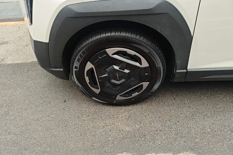 Used Dongfeng NAMMI 06 2025 401 Air Left Front Wheel Hub