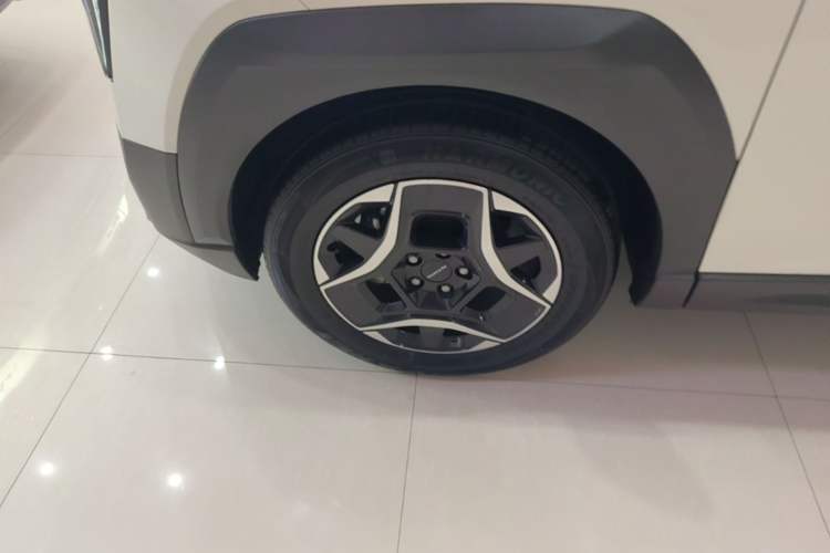 Used Dongfeng NAMMI 06 2025 401 Pro Left Front Wheel Hub