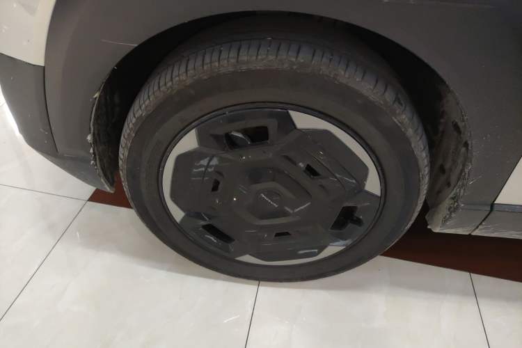 Used Dongfeng NAMMI 06 2025 471 Ultra Left Front Wheel Hub