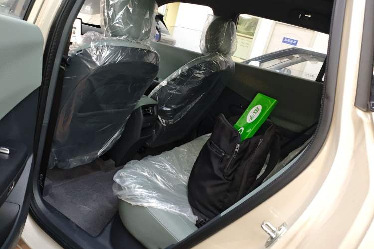 Used Dongfeng NAMMI 06 2025 401 Air Left Rear Seat