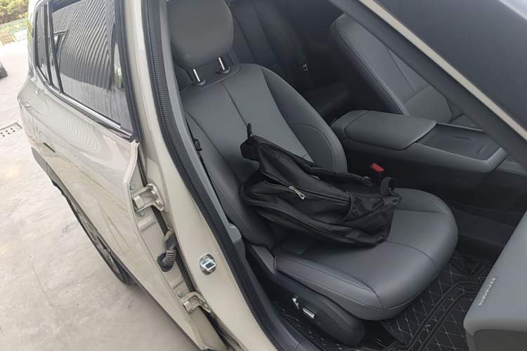 Used Dongfeng NAMMI 06 2025 471 Ultra Right Front Seat