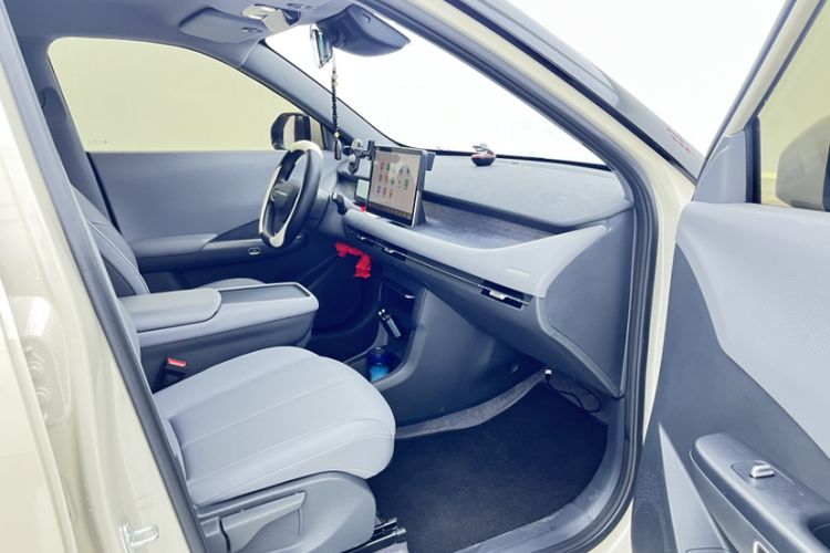 Used Dongfeng NAMMI 06 2025 401 Air Right Front Seat