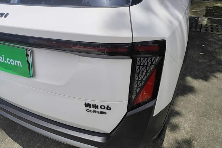 Used Dongfeng NAMMI 06 2025 471 Pro Right Rear Taillight