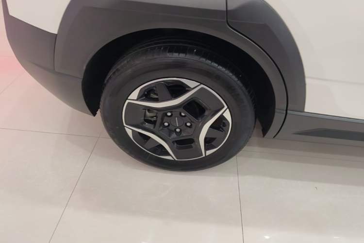 Used Dongfeng NAMMI 06 2025 401 Pro Right Rear Wheel Hub