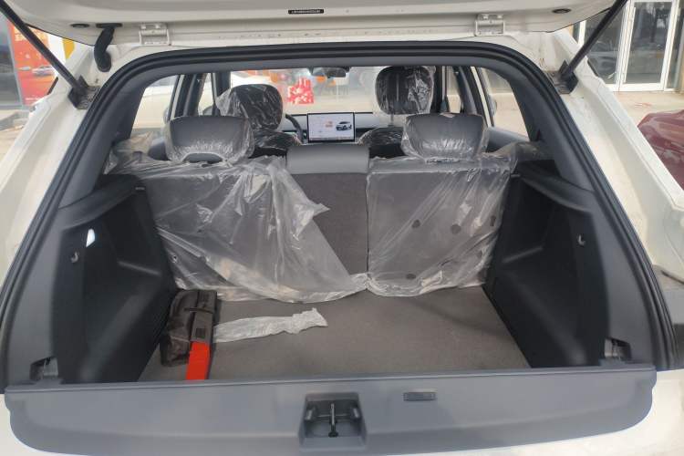Used Dongfeng NAMMI 06 2025 401 Pro Trunk
