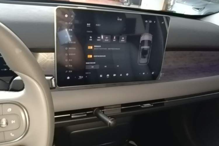 Used Dongfeng NAMMI 06 2025 471 Ultra Audio And AC Panel