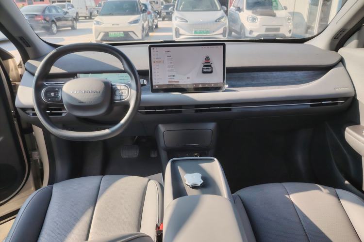 Used Dongfeng NAMMI 06 2025 401 Air Center Console