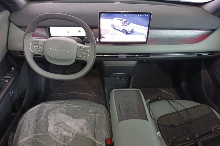Used Dongfeng NAMMI 06 2025 471 Ultra Center Console