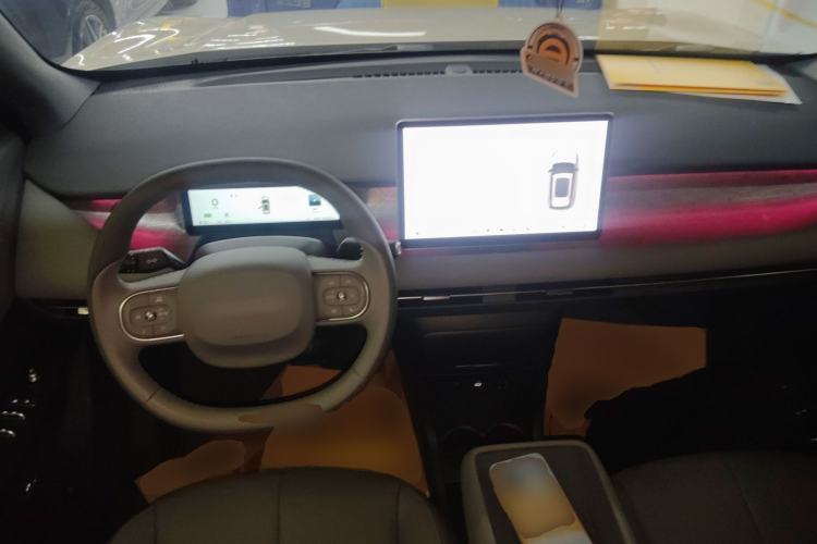 Used Dongfeng NAMMI 06 2025 471 Ultra Center Console