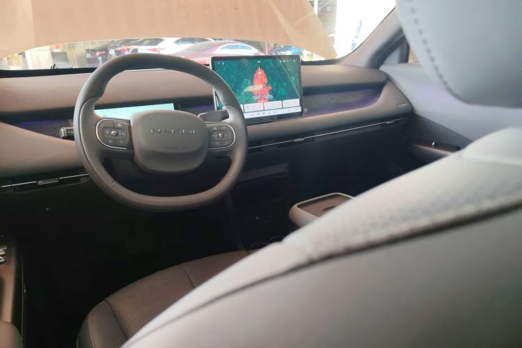 Used Dongfeng NAMMI 06 2025 471 Ultra Center Console