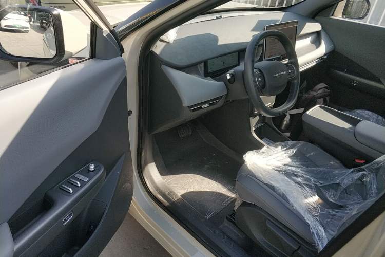 Used Dongfeng NAMMI 06 2025 401 Air Driver Seat