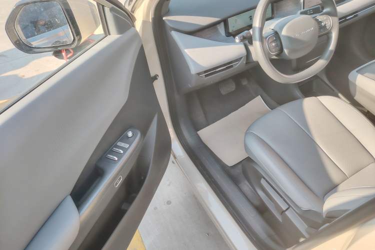 Used Dongfeng NAMMI 06 2025 401 Air Driver Seat