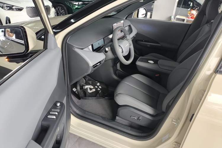 Used Dongfeng NAMMI 06 2025 471 Pro Driver Seat