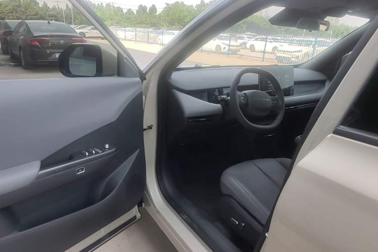 Used Dongfeng NAMMI 06 2025 471 Ultra Driver Seat