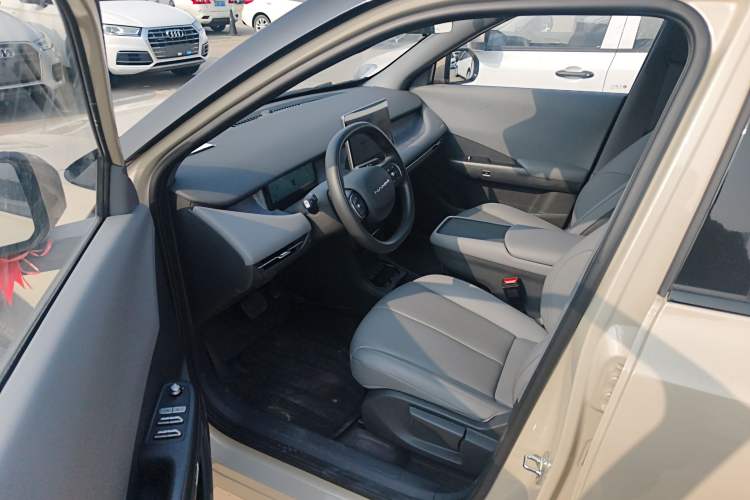 Used Dongfeng NAMMI 06 2025 401 Air Driver Seat