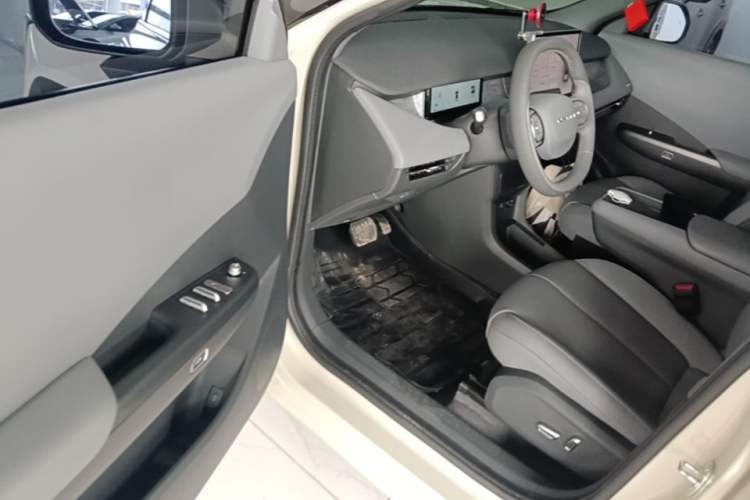 Used Dongfeng NAMMI 06 2025 471 Ultra Driver Seat