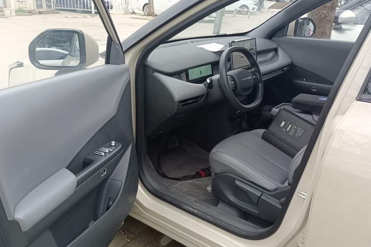 Used Dongfeng NAMMI 06 2025 401 Air Driver Seat