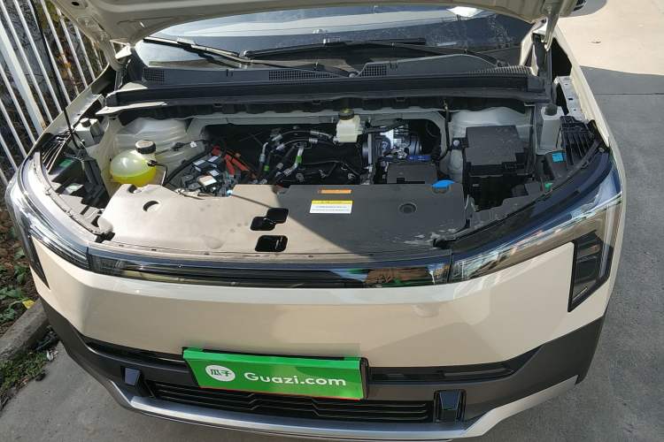 Used Dongfeng NAMMI 06 2025 401 Air Engine Bay