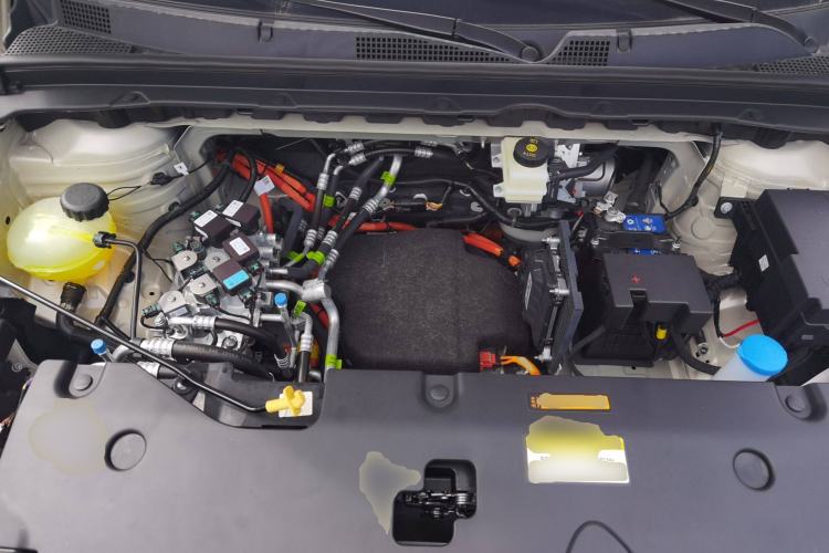 Used Dongfeng NAMMI 06 2025 401 Air Engine Bay