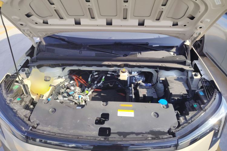 Used Dongfeng NAMMI 06 2025 401 Air Engine Bay