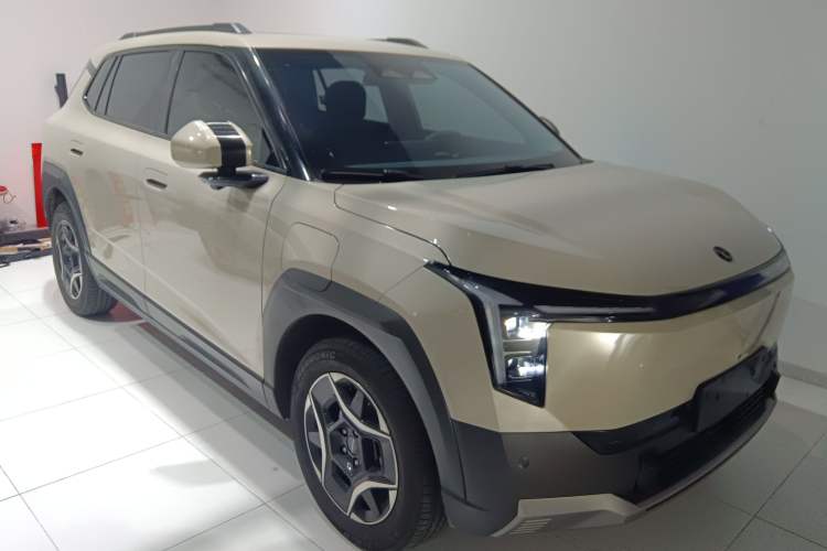 Used Dongfeng NAMMI 06 2025 471 Ultra Exterior 2