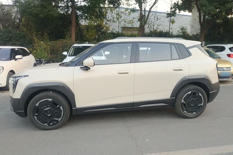 Used Dongfeng NAMMI 06 2025 471 Ultra Exterior 3