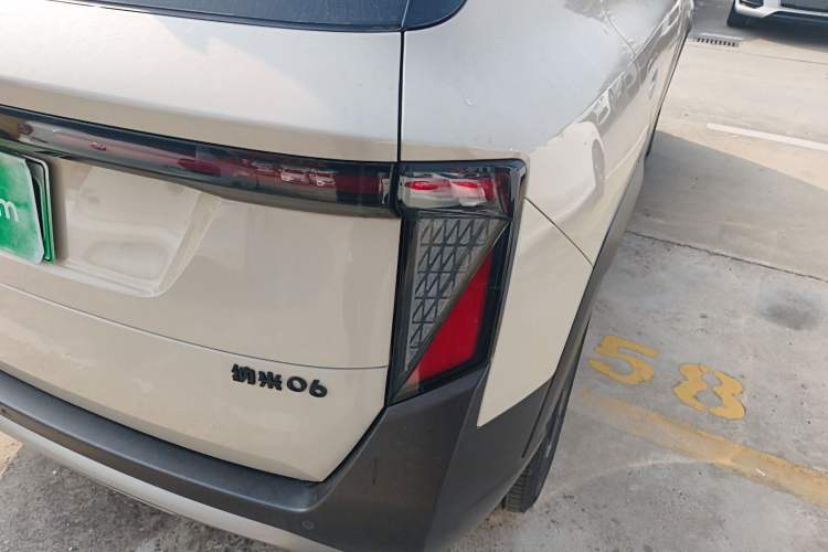 Used Dongfeng NAMMI 06 2025 401 Air Exterior 3