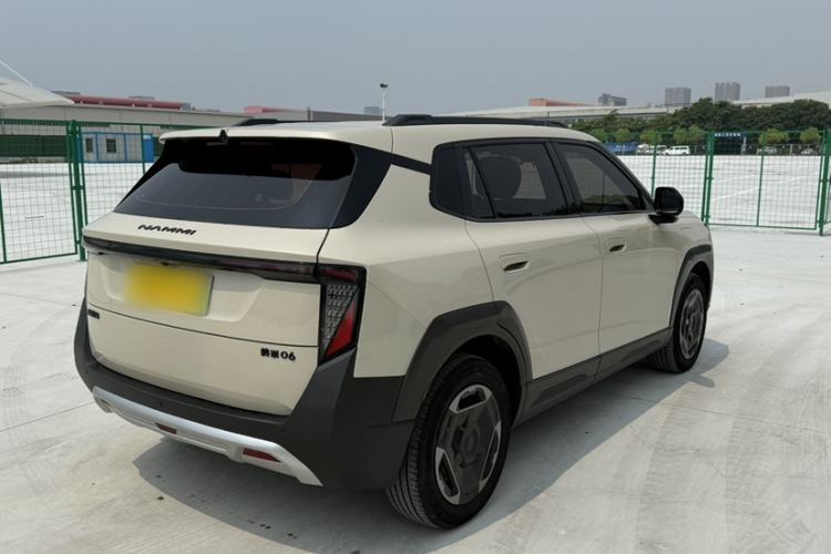 Used Dongfeng NAMMI 06 2025 401 Air Exterior 4