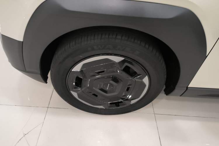 Used Dongfeng NAMMI 06 2025 471 Ultra Exterior 4