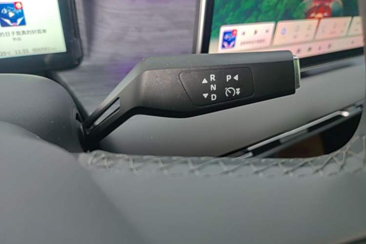 Used Dongfeng NAMMI 06 2025 471 Ultra Gear Lever