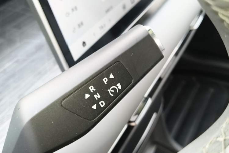 Used Dongfeng NAMMI 06 2025 471 Ultra Gear Lever