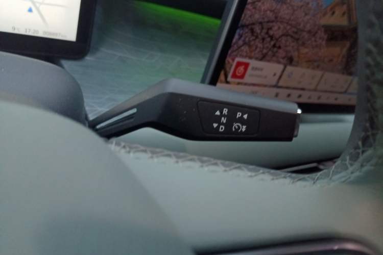 Used Dongfeng NAMMI 06 2025 471 Ultra Gear Lever