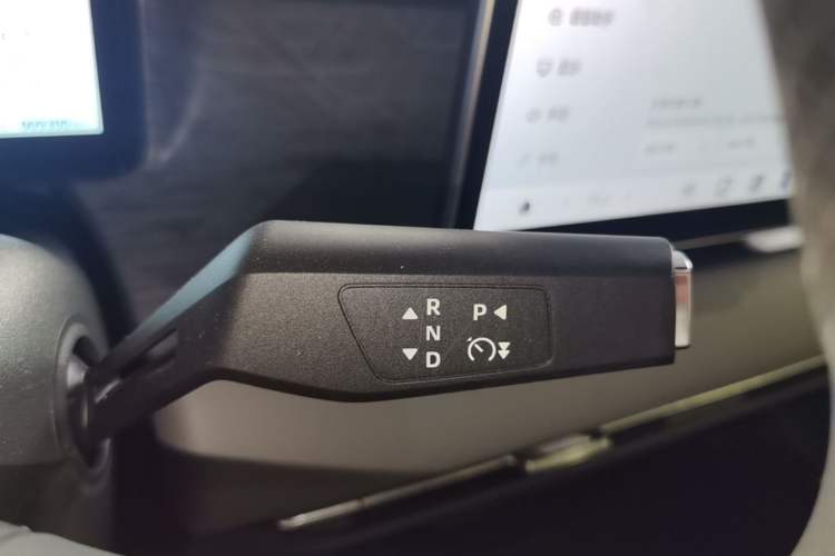 Used Dongfeng NAMMI 06 2025 471 Ultra Gear Lever