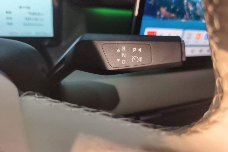 Used Dongfeng NAMMI 06 2025 471 Ultra Gear Lever