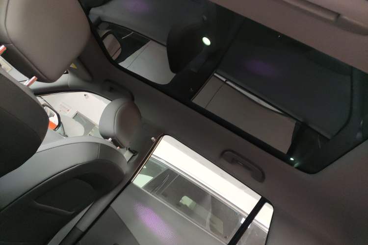 Used Dongfeng NAMMI 06 2025 471 Ultra Headliner