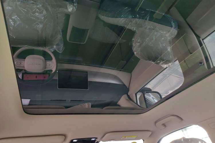 Used Dongfeng NAMMI 06 2025 471 Ultra Headliner