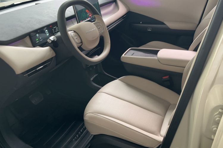 Used Dongfeng NAMMI 06 2025 471 Ultra Interior 1