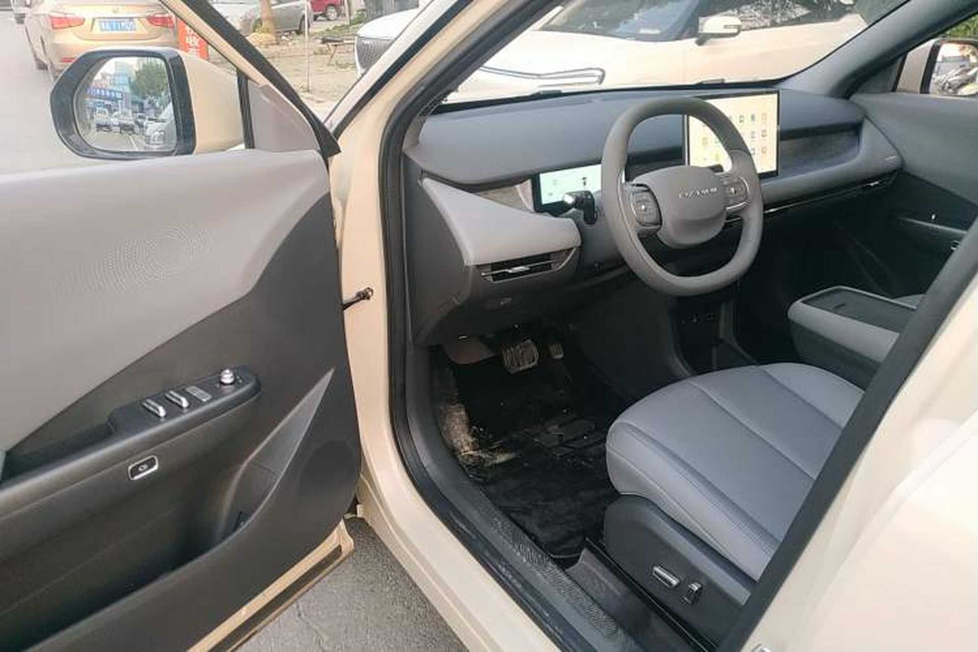 Used Dongfeng NAMMI 06 2025 471 Ultra Interior 3