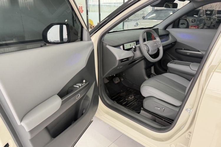 Used Dongfeng NAMMI 06 2025 471 Ultra Interior 4