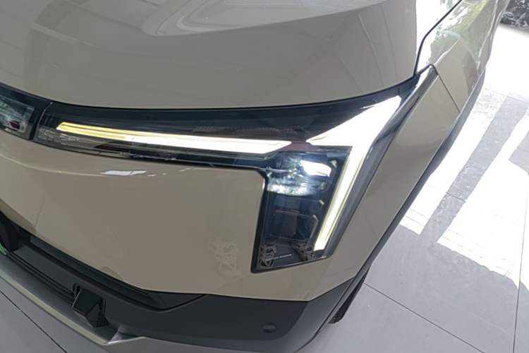 Used Dongfeng NAMMI 06 2025 471 Ultra Left Front Headlight