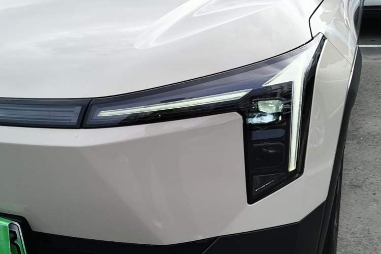 Used Dongfeng NAMMI 06 2025 471 Ultra Left Front Headlight