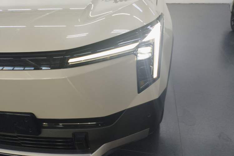 Used Dongfeng NAMMI 06 2025 471 Ultra Left Front Headlight