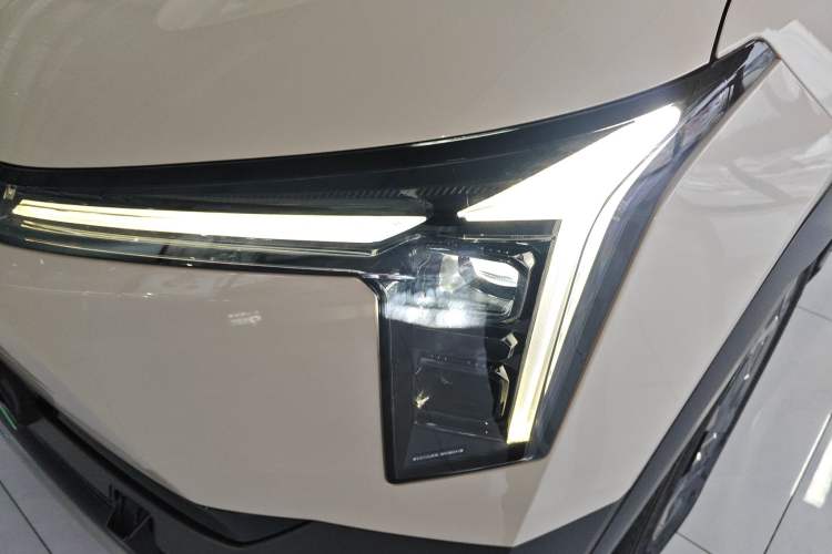 Used Dongfeng NAMMI 06 2025 471 Ultra Left Front Headlight