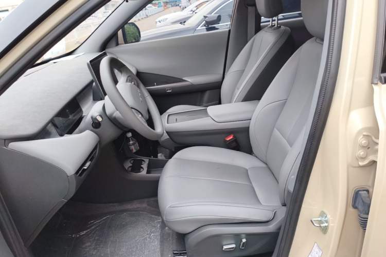 Used Dongfeng NAMMI 06 2025 471 Ultra Left Front Seat