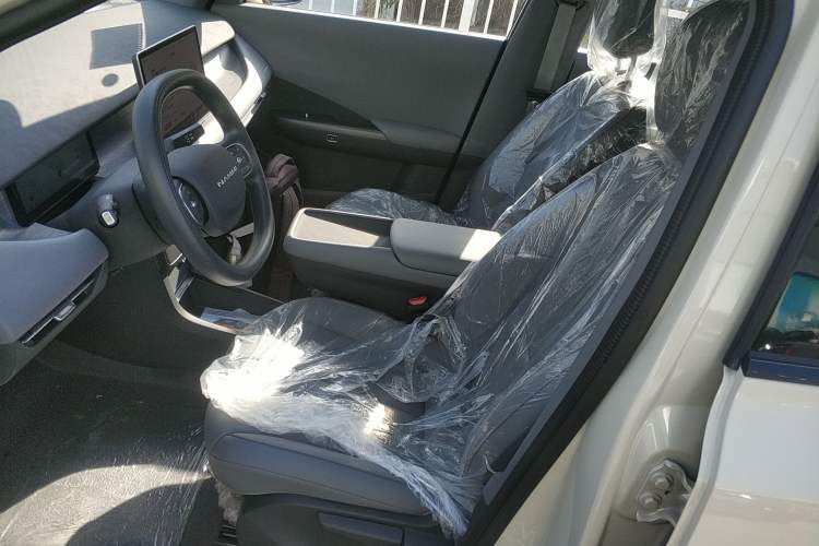 Used Dongfeng NAMMI 06 2025 401 Air Left Front Seat