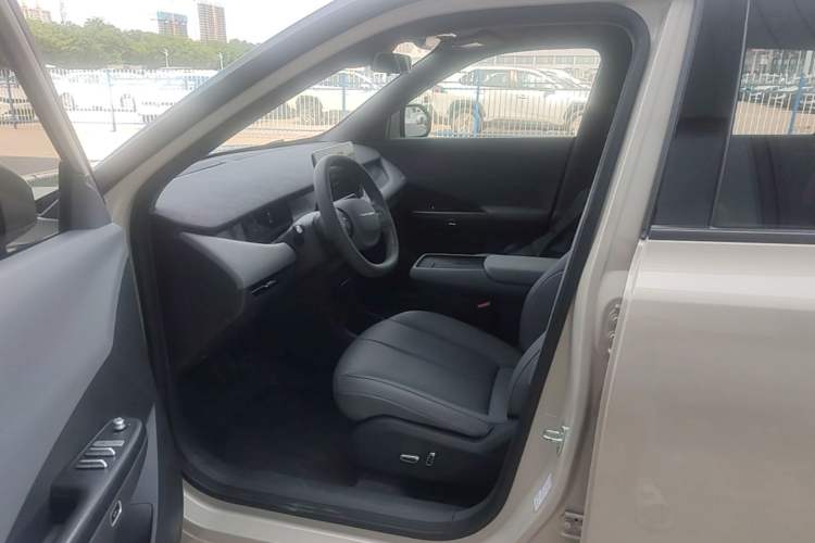 Used Dongfeng NAMMI 06 2025 471 Ultra Left Front Seat