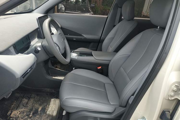 Used Dongfeng NAMMI 06 2025 471 Ultra Left Front Seat