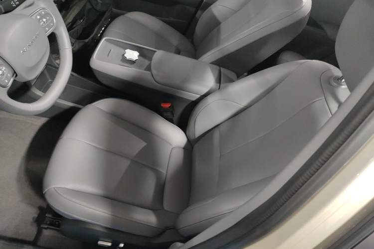Used Dongfeng NAMMI 06 2025 471 Ultra Left Front Seat