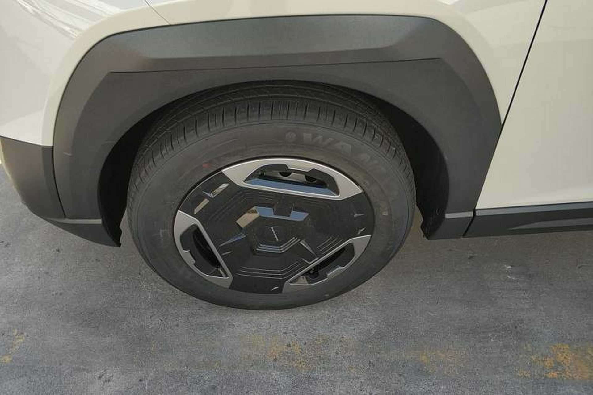 Used Dongfeng NAMMI 06 2025 401 Air Left Front Wheel Hub