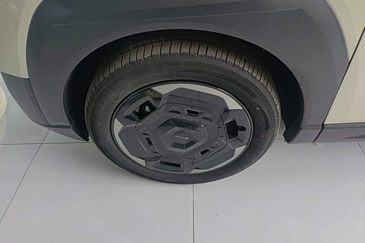 Used Dongfeng NAMMI 06 2025 471 Ultra Left Front Wheel Hub